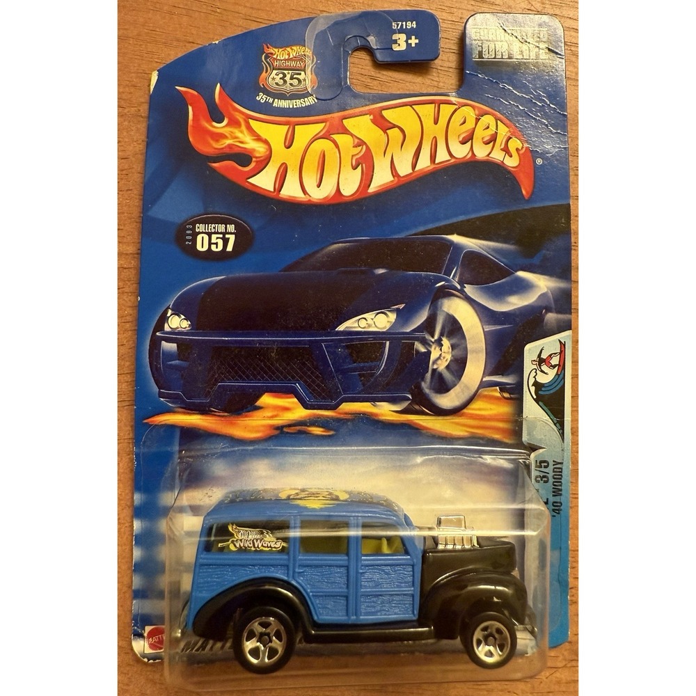 2003 Hot Wheels WILD WAVE‎ '40 Woodie 3/5